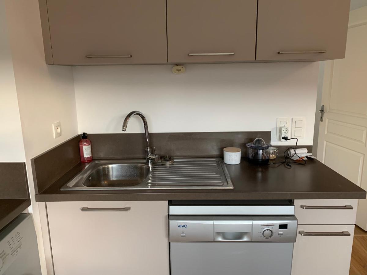 Appartement Centre Ville Avec Terrasse Et Parking Securise رينز المظهر الخارجي الصورة